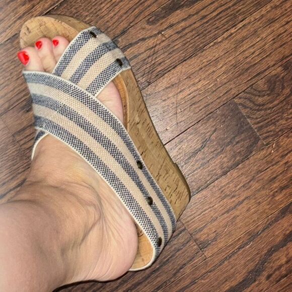 Lucky Brand cork wedge blue/white canvas boho Sz 7.5/8 shoe heel - Picture 2 of 7